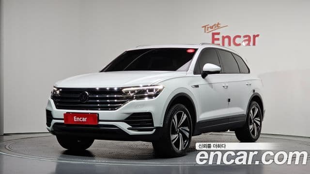Volkswagen Touareg 2023 — Şəkil 1/20