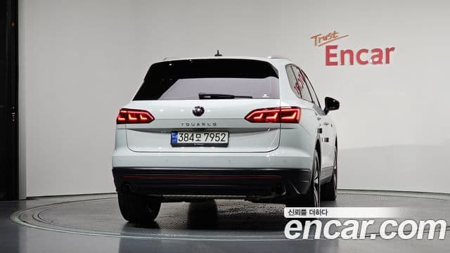 Volkswagen Touareg 2023 — Şəkil 4/20