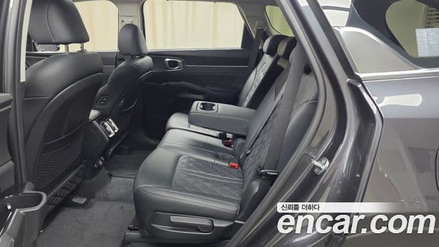 Kia Sorento 2022 — Фото 12/20