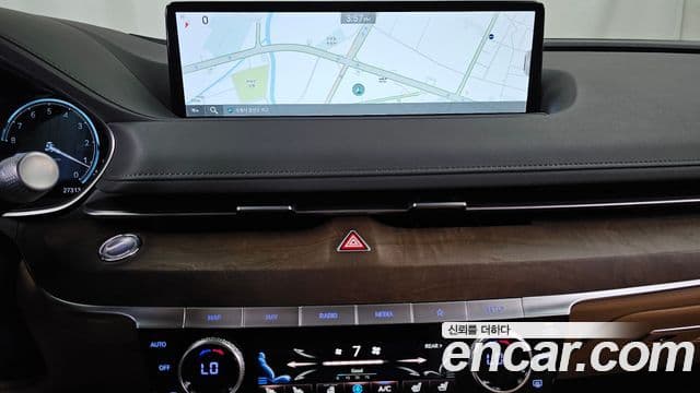 Genesis Electrified G80 2022 — ფოტო 14/20