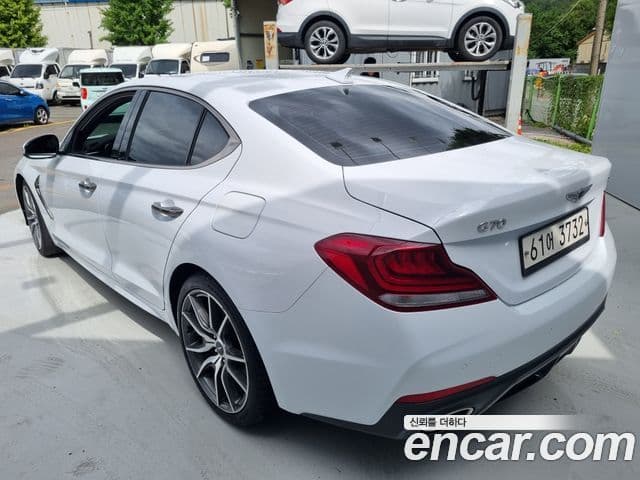 Genesis G70 2018 — ფოტო 3/19