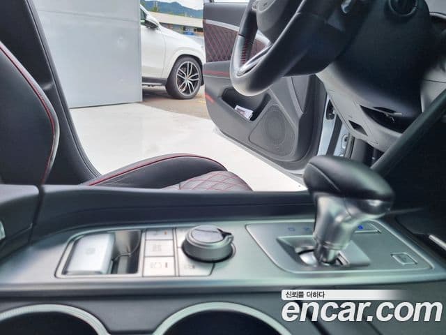 Genesis G70 2018 — ფოტო 11/19