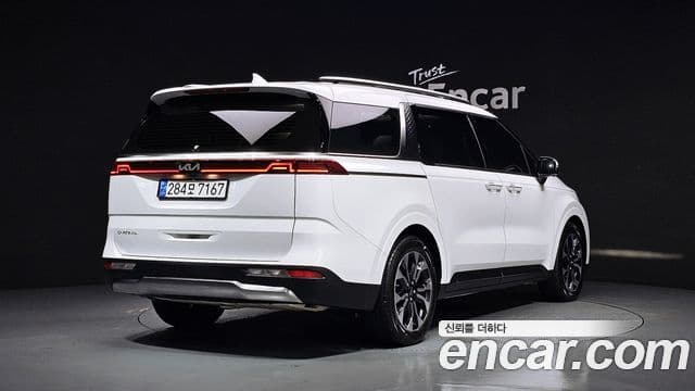 Kia Carnival 2022 — Фото 2/20