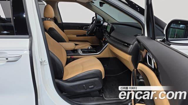 Kia Carnival 2023 — Şəkil 11/20