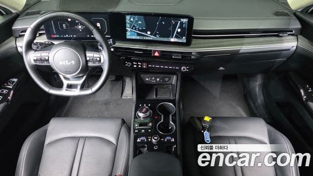Kia K5 2024 — ფოტო 7/20
