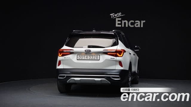 Kia Seltos 2020 — Photo 8/20
