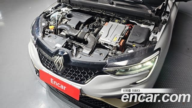 Renault Samsung Arkana 2024 — ფოტო 18/30