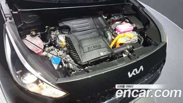 Kia Niro 2021 — Şəkil 6/20