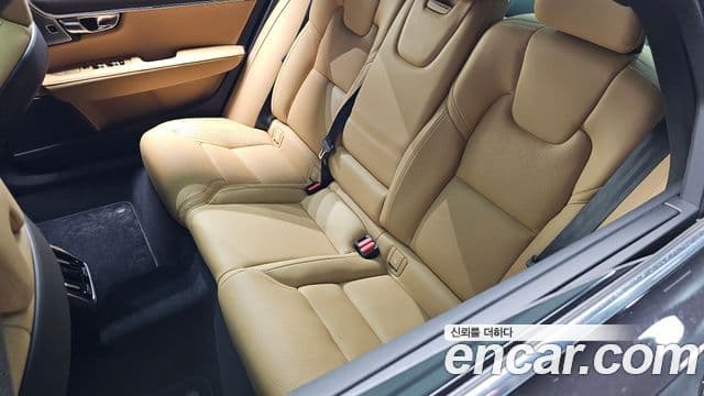Volvo S90 2024 — Photo 26/35