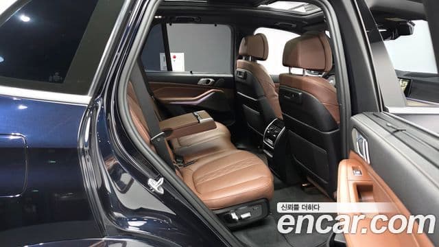 BMW X5 2023 — Фото 12/20