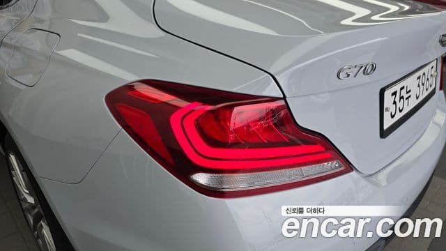 Genesis G70 2019 — ფოტო 10/34
