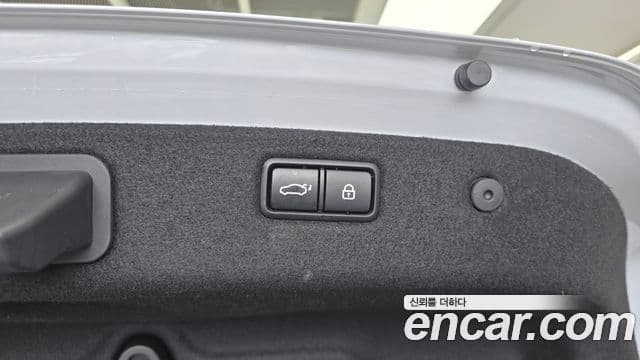 Genesis G70 2019 — ფოტო 12/34