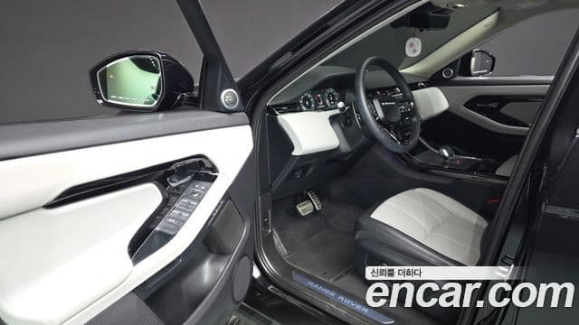 Land Rover Range Rover Evoque 2024 — Фото 10/20