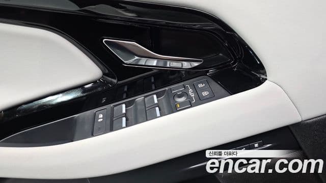 Land Rover Range Rover Evoque 2024 — Şəkil 7/34