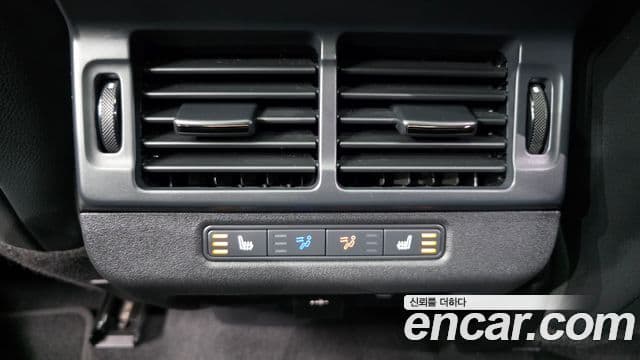Land Rover Range Rover Evoque 2024 — Şəkil 29/34