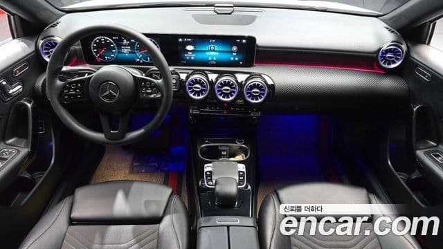 Mercedes-Benz A-Class 2020 — ფოტო 7/20
