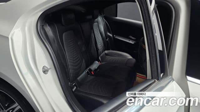 Mercedes-Benz A-Class 2020 — ფოტო 12/20