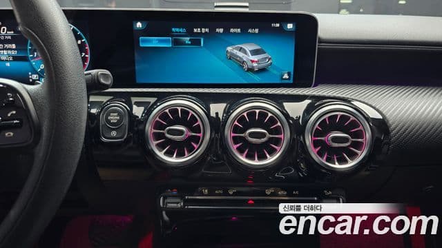 Mercedes-Benz A-Class 2020 — ფოტო 14/20