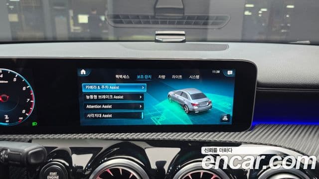Mercedes-Benz A-Class 2020 — ფოტო 18/20