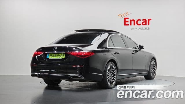 Mercedes-Benz S-Class 2021 — ფოტო 2/20