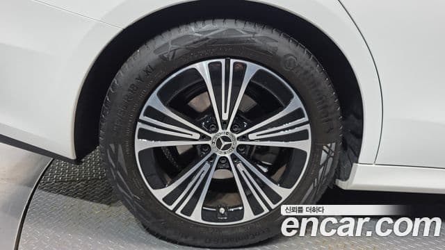 Mercedes-Benz E-Class 2025 — Şəkil 5/20