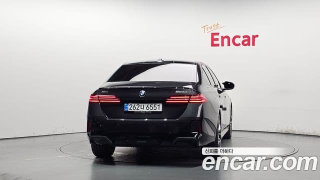 BMW 5 Series 2026 — ფოტო 4/20