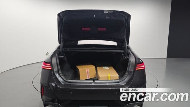 BMW 5 Series 2026 — Photo 29/34