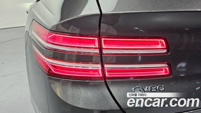 Genesis GV80 2023 — ფოტო 25/30