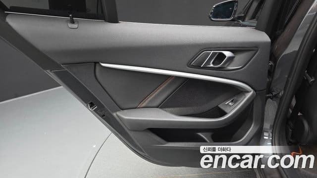BMW 1 Series 2020 — Photo 11/30