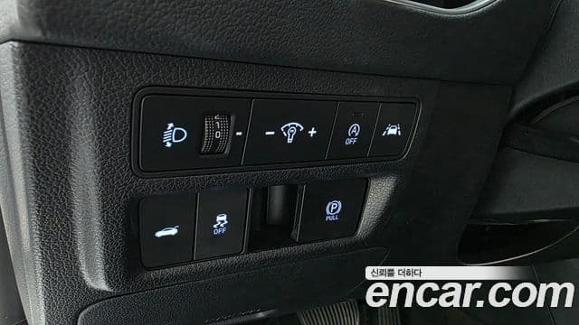 Hyundai Sonata Hybrid 2019 — Photo 6/33