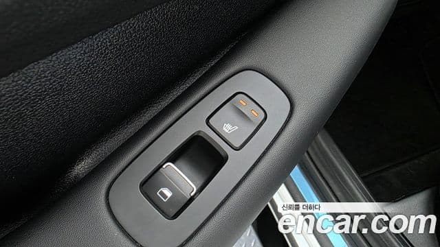 Hyundai Sonata Hybrid 2019 — Photo 4/33