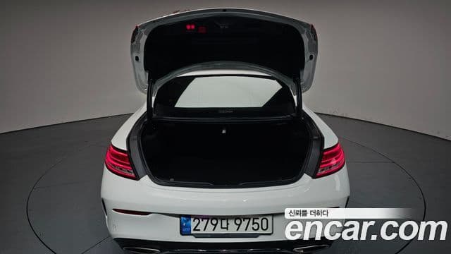 Mercedes-Benz C-Class 2021 — Фото 20/20