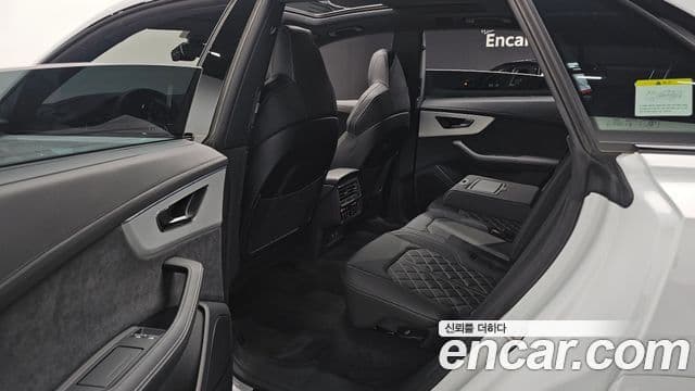 Audi Q7 2025 — Şəkil 12/20