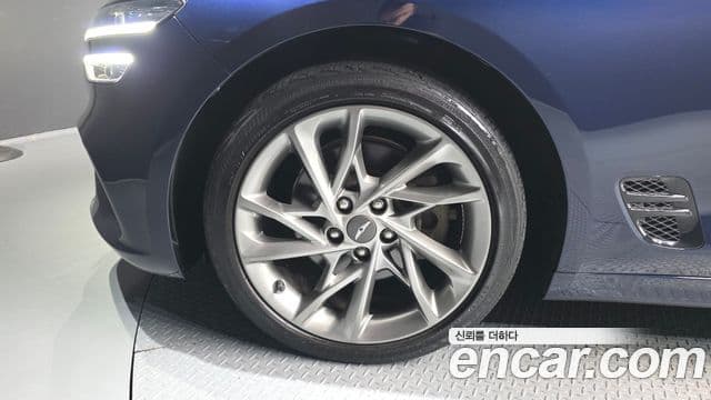 Genesis G70 2021 — ფოტო 4/20