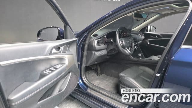 Genesis G70 2021 — ფოტო 9/20