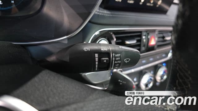 Genesis G70 2021 — Şəkil 32/36