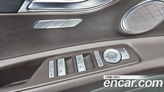Genesis GV80 2021 — Photo 1/32