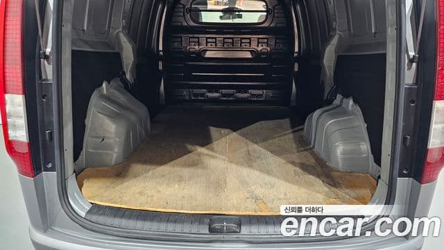Hyundai Staria 2022 — Şəkil 19/20