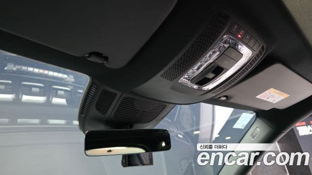 Mercedes-Benz GLE-Class 2022 — ფოტო 19/20