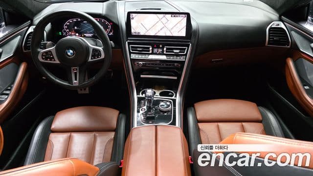 BMW 8 Series 2023 — ფოტო 7/20