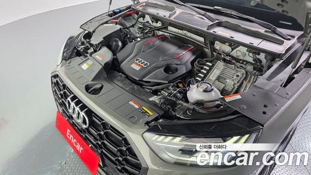 Audi SQ5 2023 — Şəkil 11/34