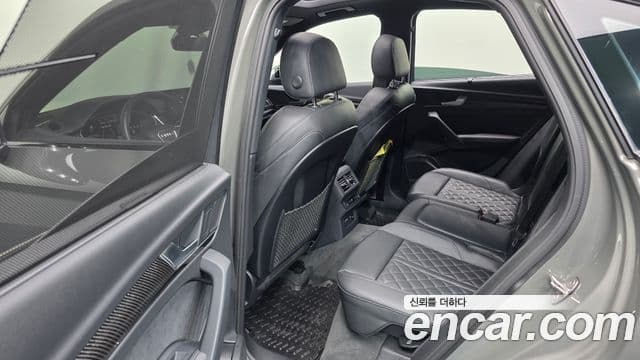 Audi SQ5 2023 — Şəkil 29/34