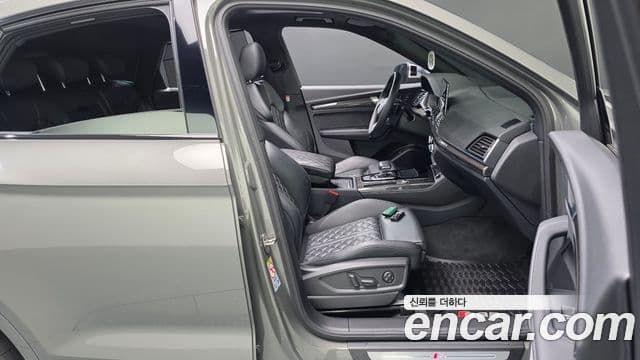 Audi SQ5 2023 — Şəkil 19/34