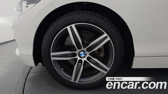 BMW 1 Series 2018 — Şəkil 5/20