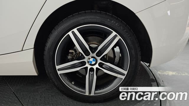 BMW 1 Series 2018 — Photo 28/31