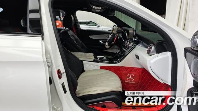 Mercedes-Benz C-Class 2018 — ფოტო 11/20