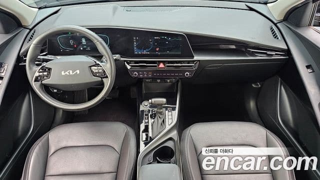 Kia Niro 2022 — Фото 7/20