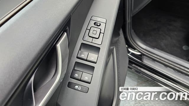 Kia Niro 2022 — Фото 17/20