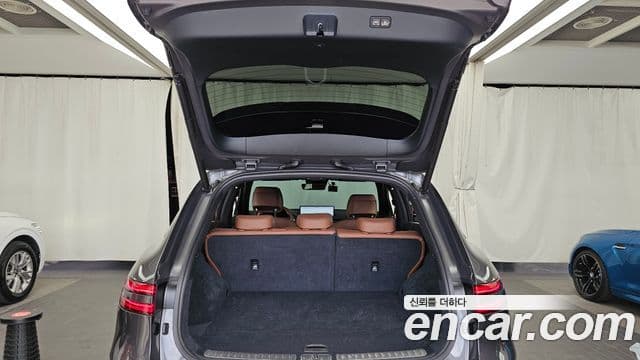 Genesis GV70 2021 — ფოტო 20/20