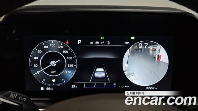 Kia Carnival 2022 — Фото 8/20